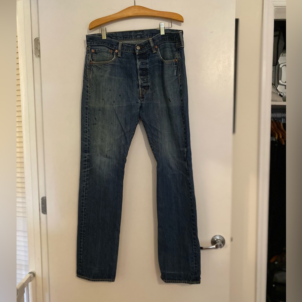 Levis Vintage Dark Wash Straight Leg Size 34x34